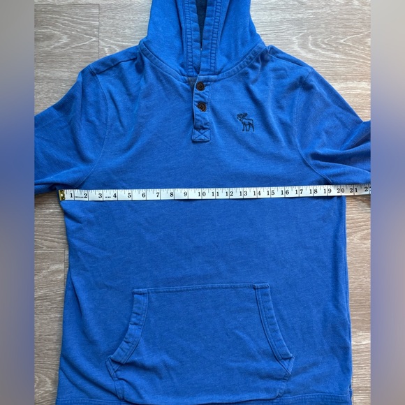 Abercrombie & Fitch Sweatshirt Mens M Blue Hooded Muscle Fit Y2K Moose Preppy - Picture 6 of 7